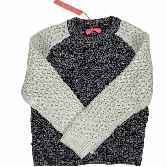 BLANK NYC GIRLS BLACK & CREAM RAGLAN SWEATER - Picture 2 of 7